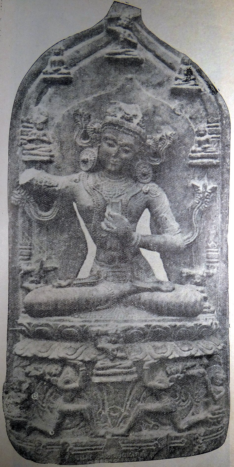 Figure 89: Arapacana (Dacca Museum)