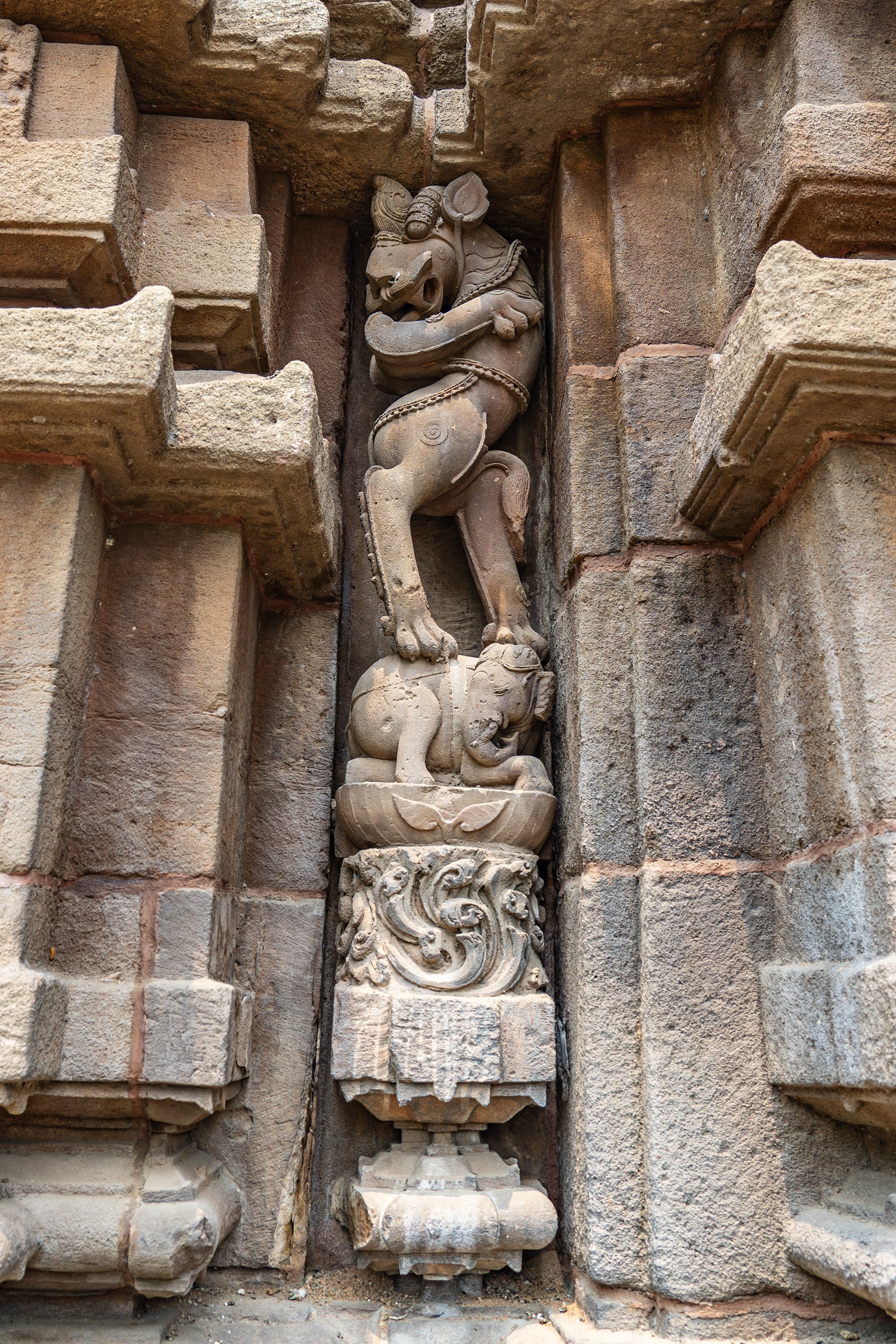 Rameshwar temple (architectural detail) [Rameshwar temple (13th century)]