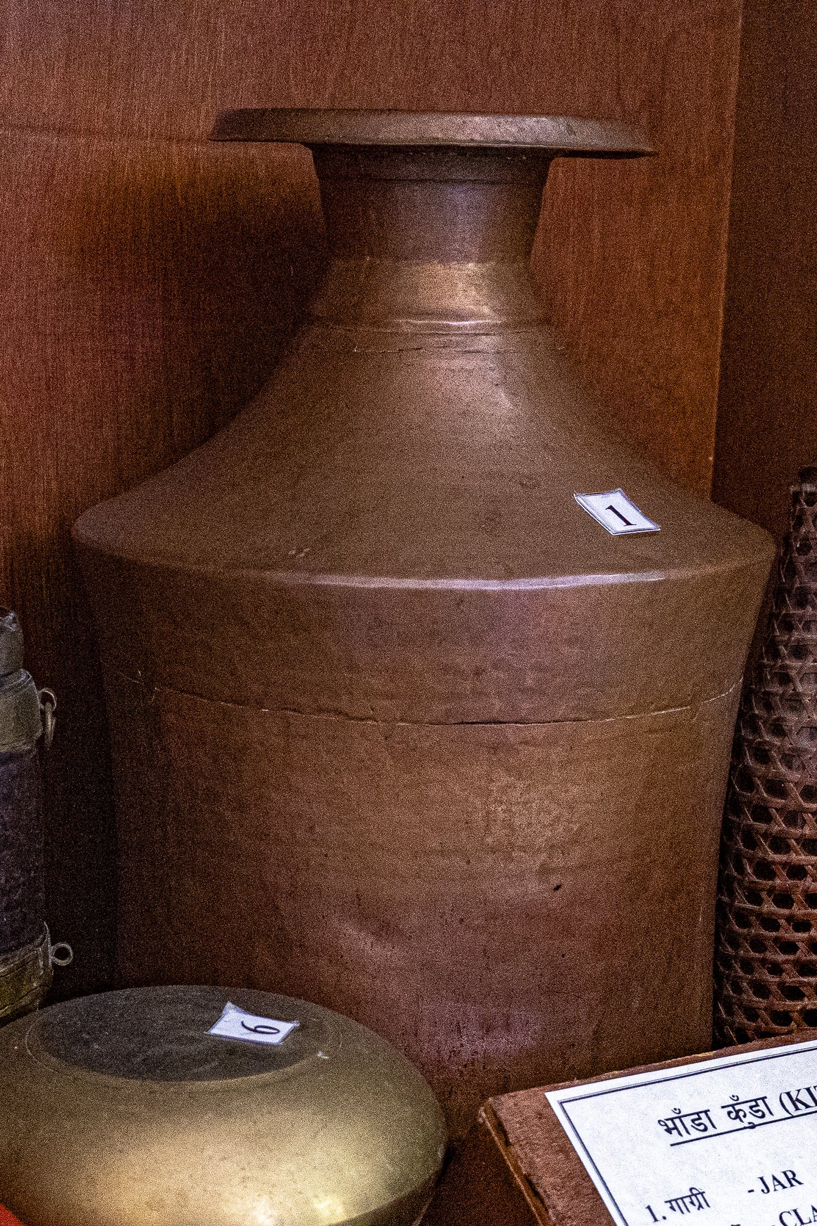 Magar kitchen utensils: Jar [The Magars (ethnic group)]