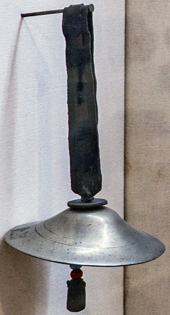Cymbal shaped bell (18th century) [New Delhi Museum—Musical Instruments]