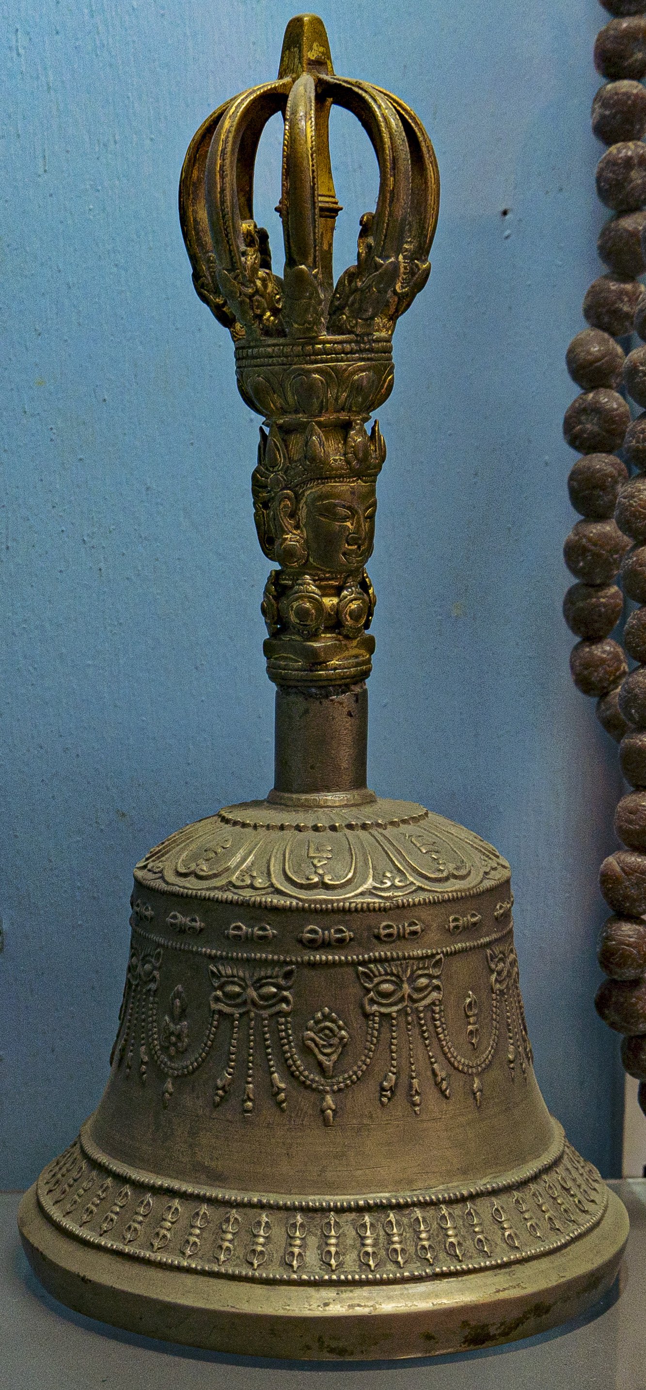 Ritual object (4)